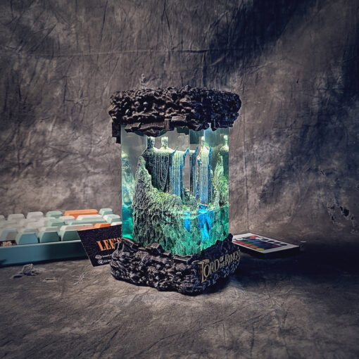 Argonath Pillars of Kings Lamp - LOTR Light with color-changing LED - Lord of the Rings inspired resin art lamp - Perfect gift for fans and home decor